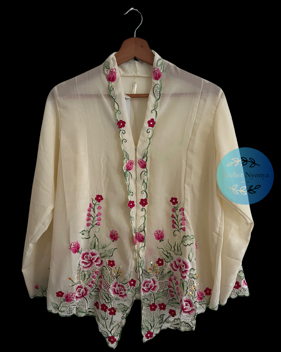 Cream embroidered kebaya kerancang with pink flowers 